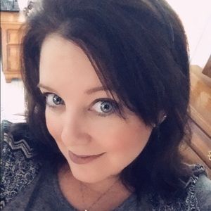 Meet your Posher, Christie